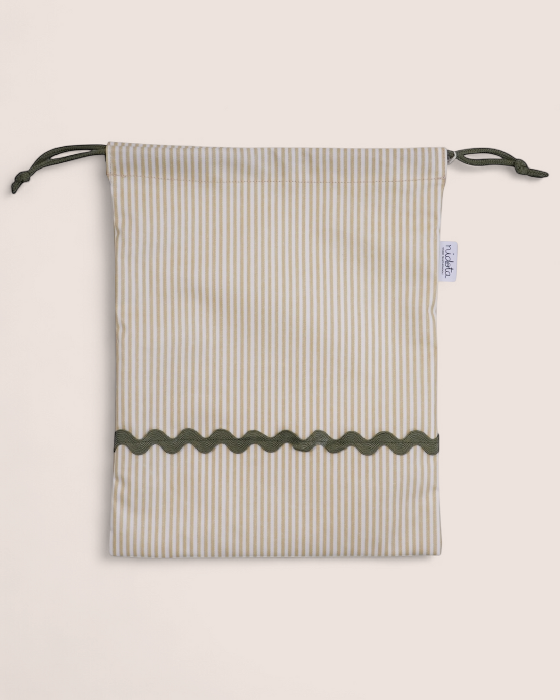 Classique Olive Waterproof Pouch Nidota