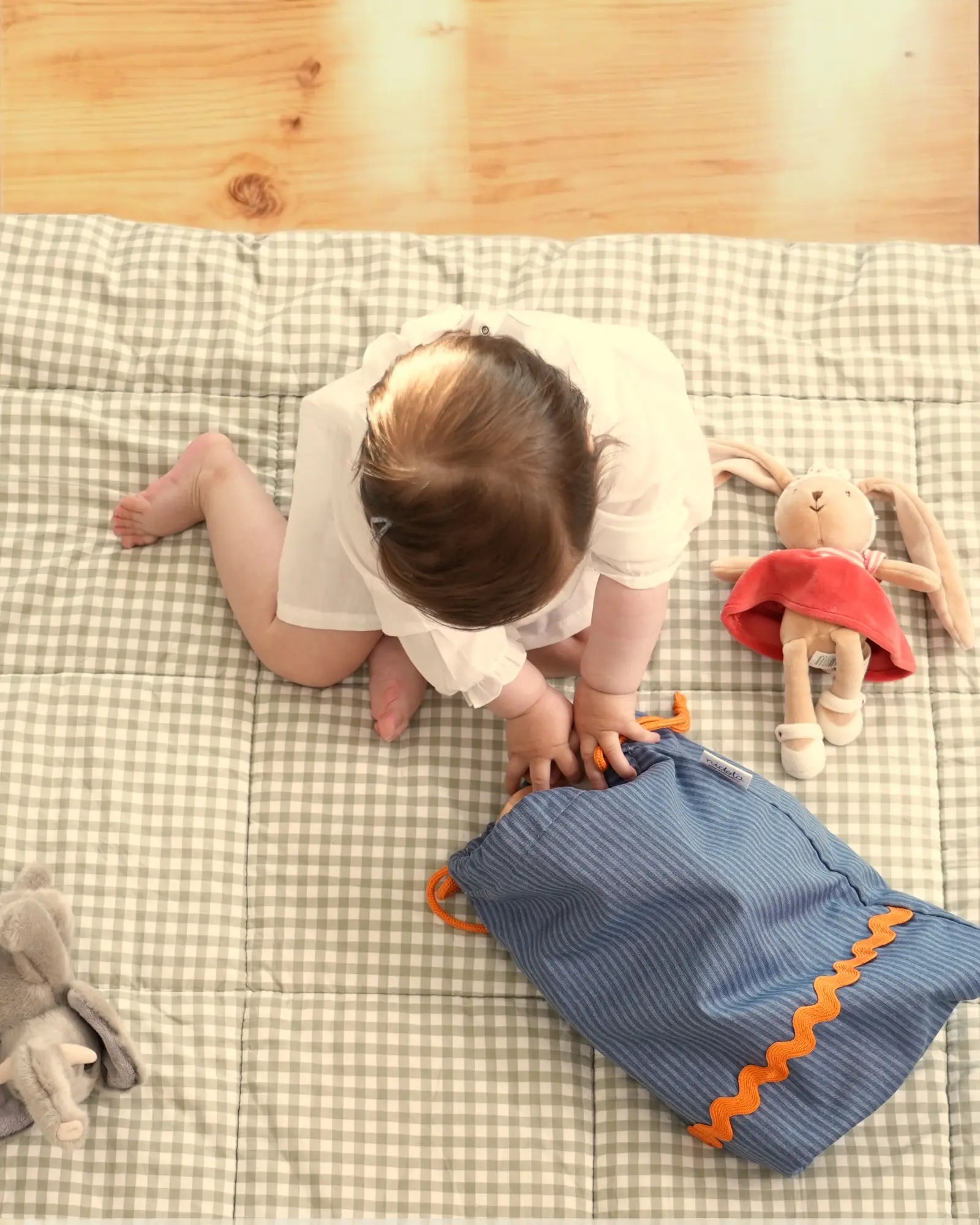 pouch with baby